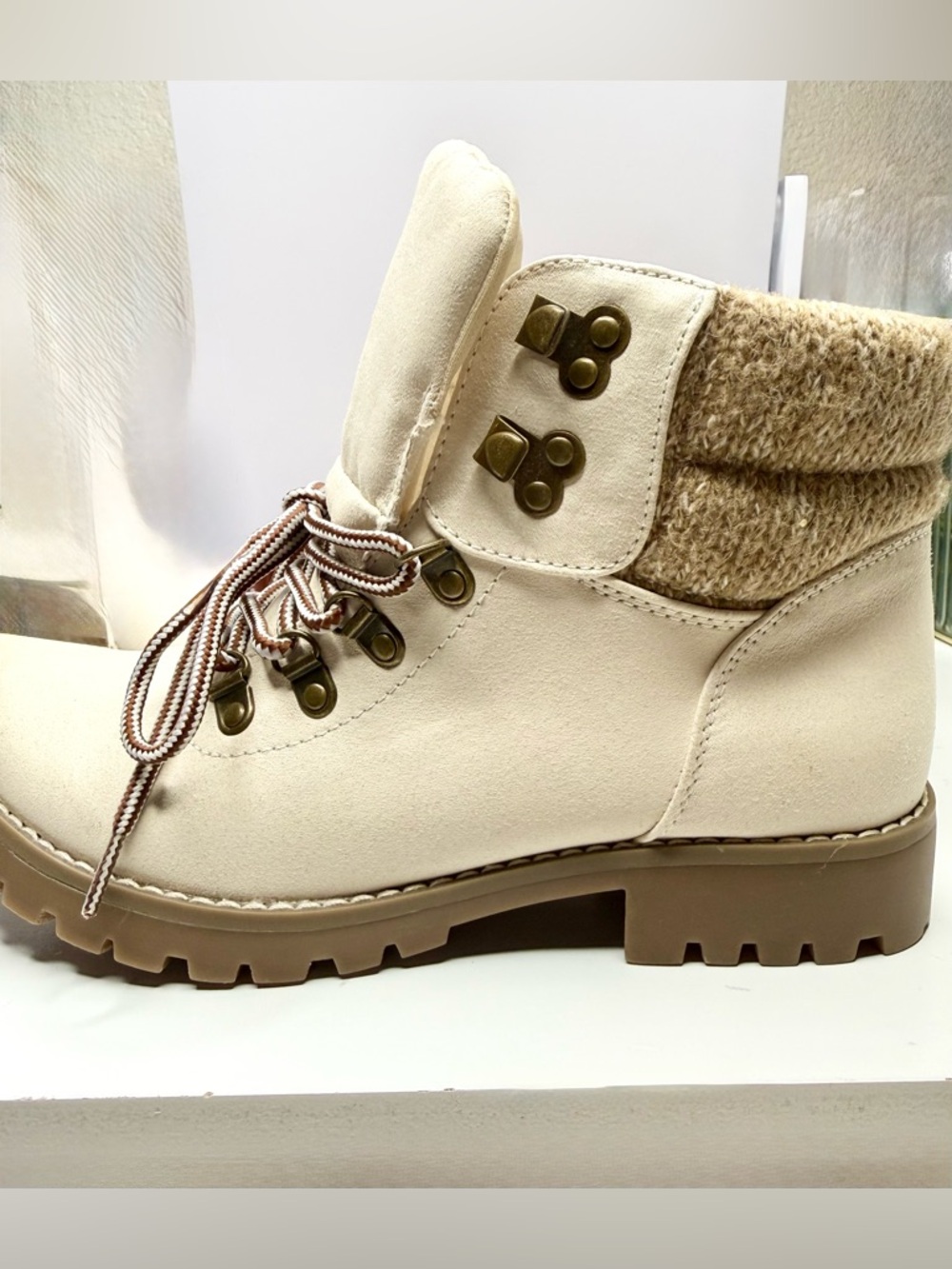 Women's Beige Lace-Up Ankle Boot with Knit Collar NEW No Box Size 7.5W
